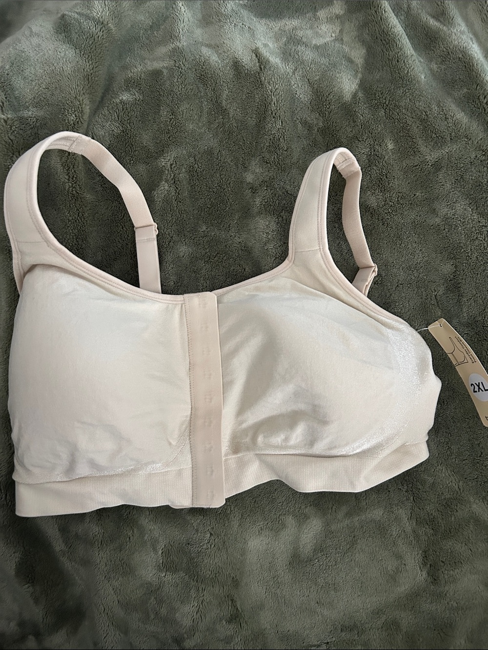 Front-Closure Comfort Bra in Light Pink — Supportive Everyday Style